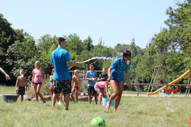 Camping les Arches à St Jean le Centenier - Jeux d\'eau